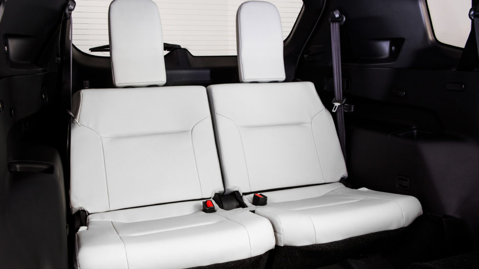 OUTLANDER22 Third Row Seats Mitsubishi Motors Canadian Newsroom